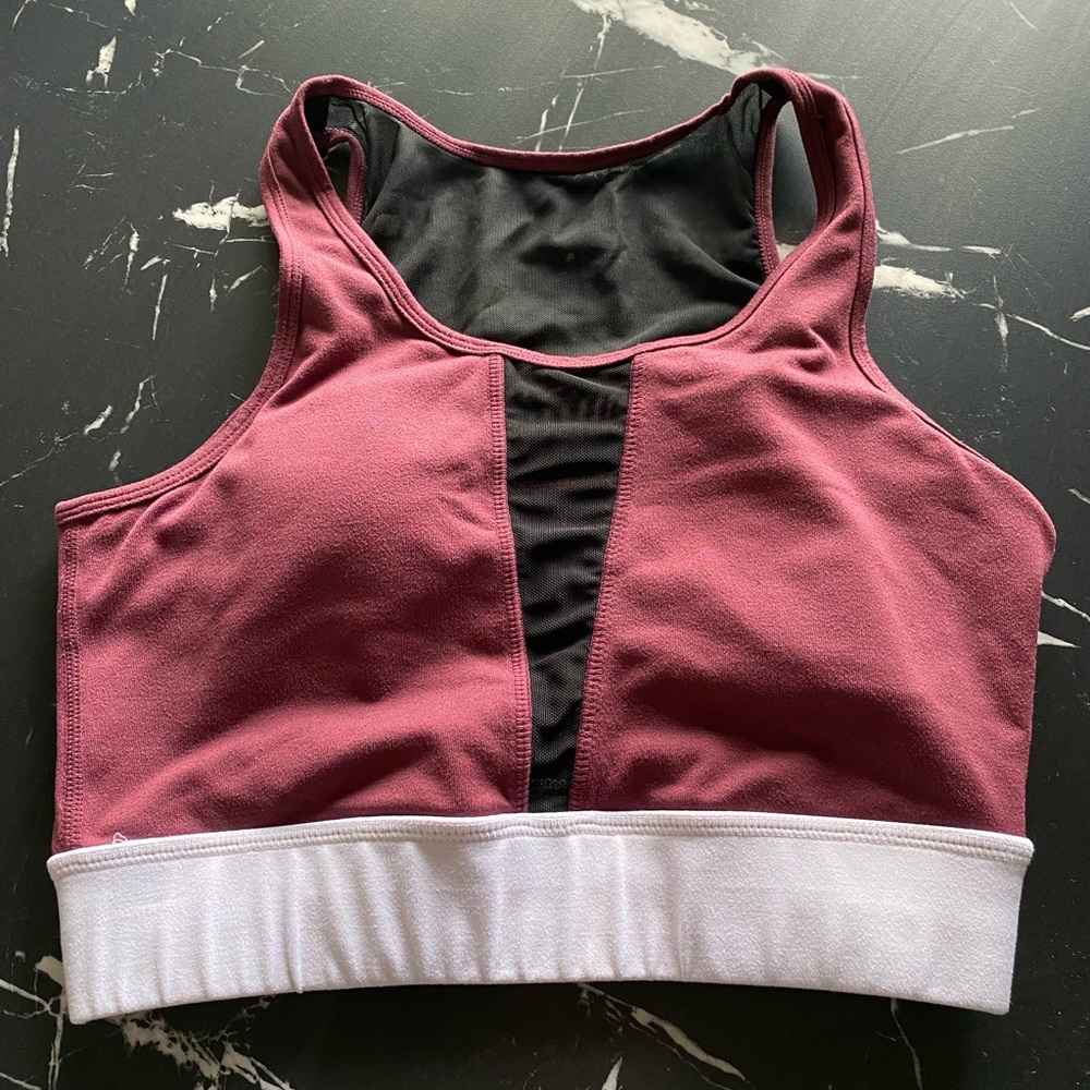 Sports bra